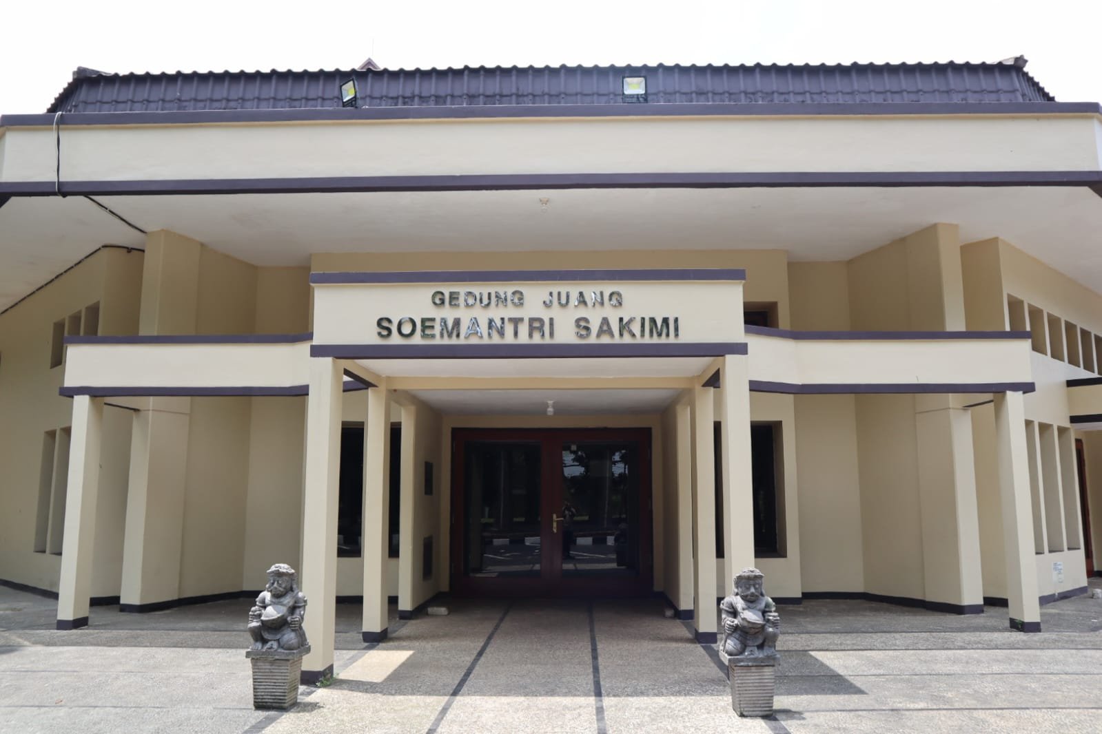 Gedung Juang Soemantri Sakimi